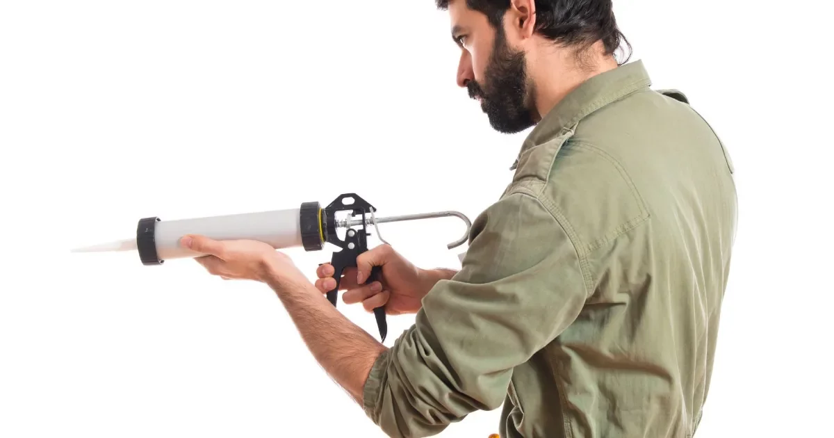 pistolet à mastic
